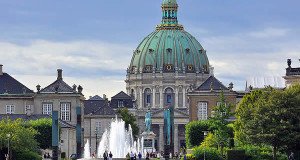 Amalienborg and the Frederiks Kirke, Copenhagen, Denmark. Author Martin Nikolaj Christensen. Licensed under the Creative Commons Attribution-Share Alike