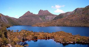 Cradle Mountain, Tasmania, Australia. Author Bjørn Christian Tørrissen. Licensed under the Creative Commons Attribution-Share Alike