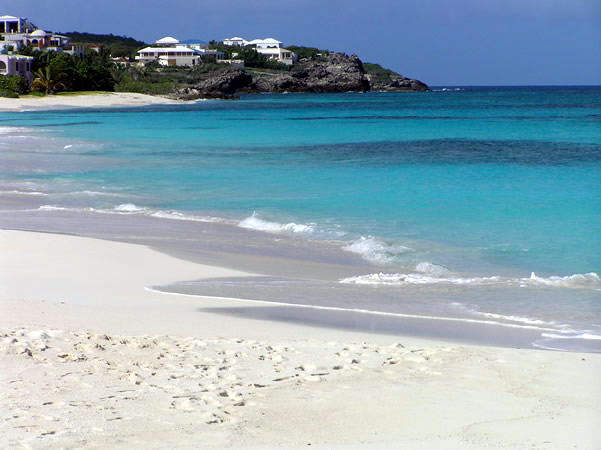 In der Karibik mit Kindern die Insel Anguilla. Shoal Bay East, Anguilla. Autor und Copyright Marco Ramerini.