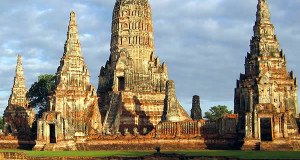 Ват Chaiwatthanaram, Аюттхая, Таиланд. Author G2nfreeb