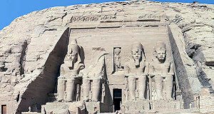 アブシンベル、エジプト. Author MatthiasKabel