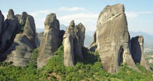 メテオラ、ギリシャ. Author Gabridelca