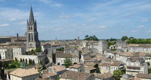 Saint Emilion, Aquitaine, France. Author Schrodingers Mongoose. Licence Creative Commons Attribution-Share Alike