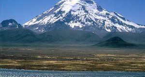 ネバド·デ·Sajama、ボリビア. Author Michel Lagarde