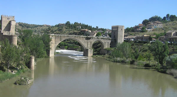 Puente de Alcántara, Toledo, Spain. Author Marco Ramerini