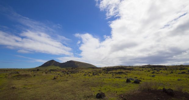 Rano Raraku, Easter Island, Chile. Author and Copyright Marco Ramerini ...
