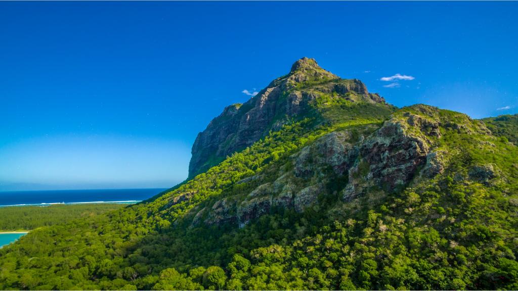 Die Berge der Insel. Credit Mauritius Tourism