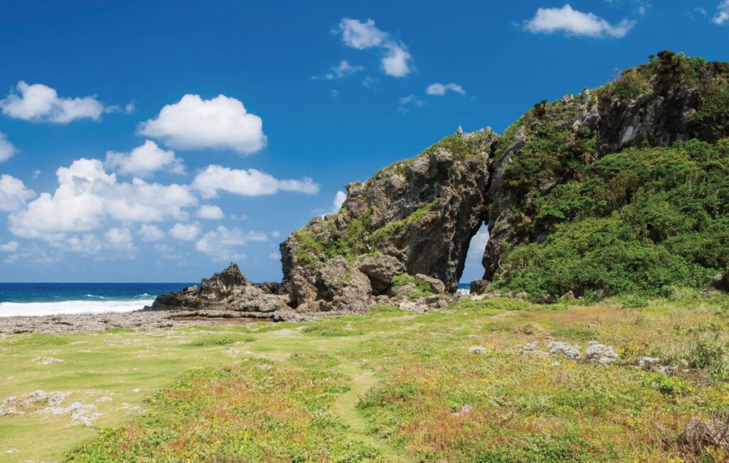Mifuga Rock, Kume Island, Japan. Credit [©Convention＆Visitors Bureau] or [©OCVB] (2)